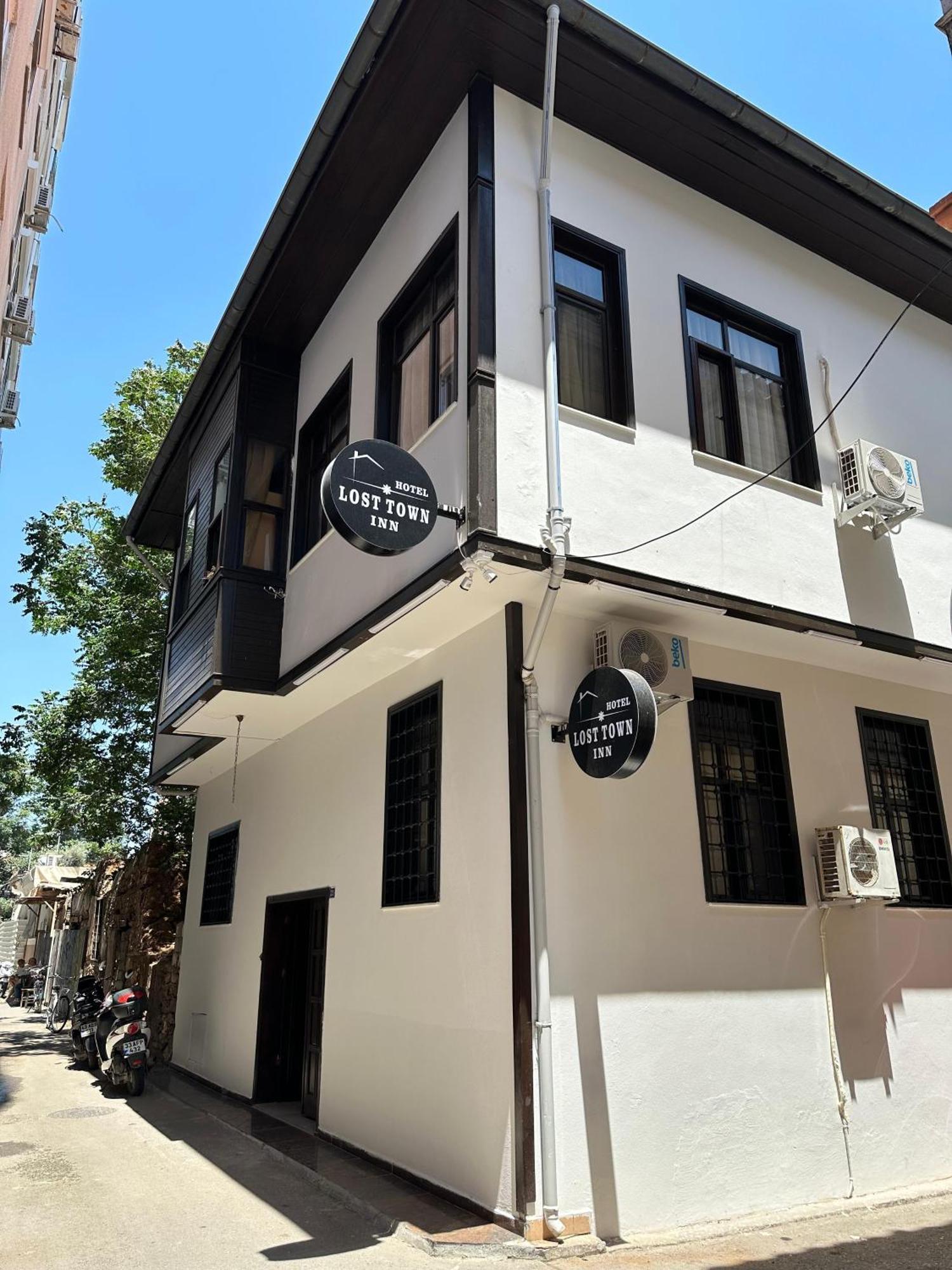 Loost Town Inn Hotel Antalya Buitenkant foto