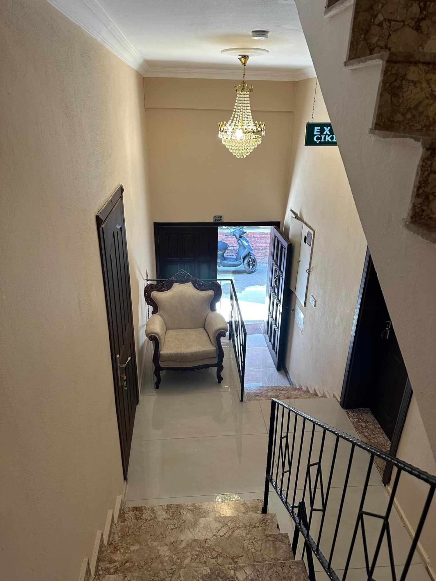 Loost Town Inn Hotel Antalya Buitenkant foto