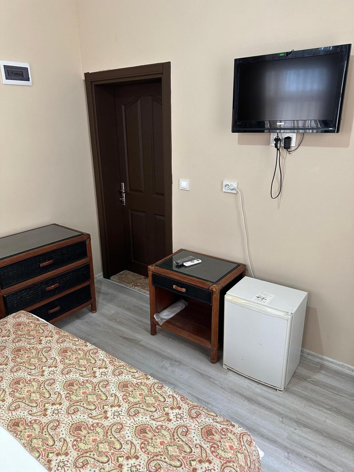 Loost Town Inn Hotel Antalya Buitenkant foto